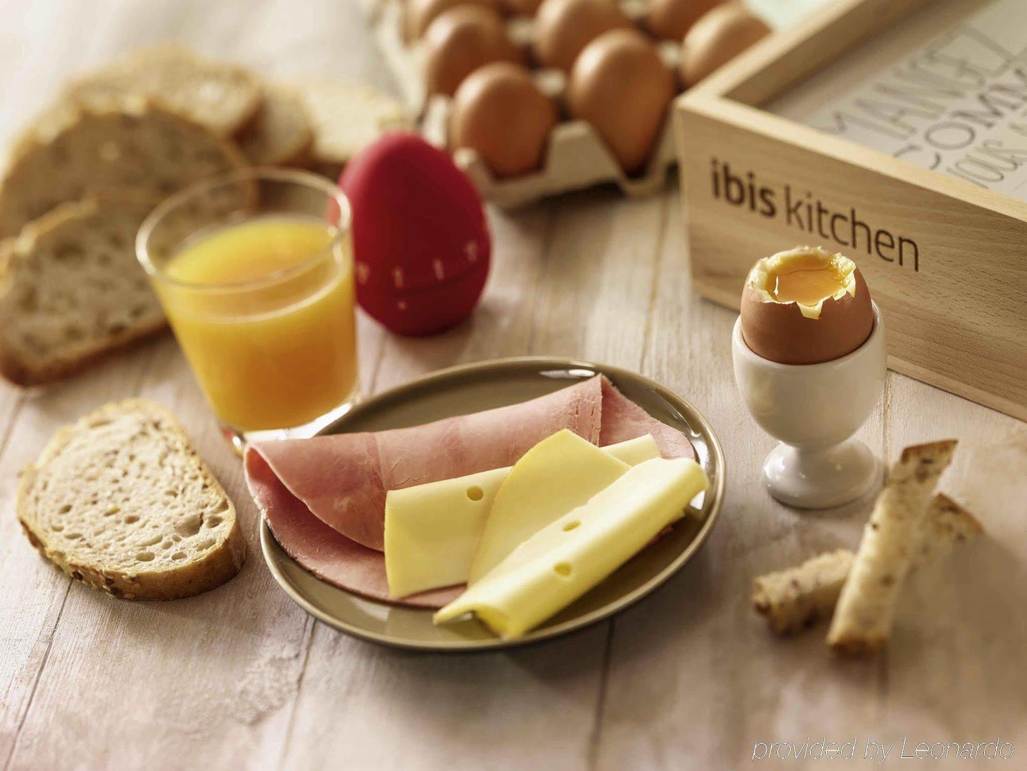 Ibis Metz Centre Gare Hotel Bagian luar foto